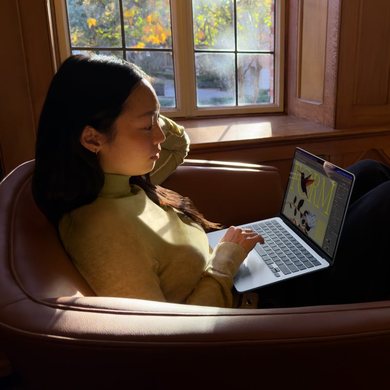 Apple MacBook Air 13" M5 chip with 10‑core CPU and 10‑core GPU, 24GB, 1TB SSD - Silver