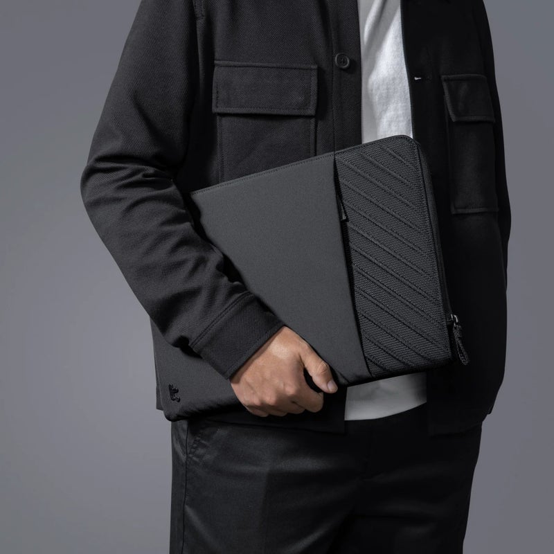 TomToc Voyage Sleeve for 13&rdquo; MacBook Air, Black